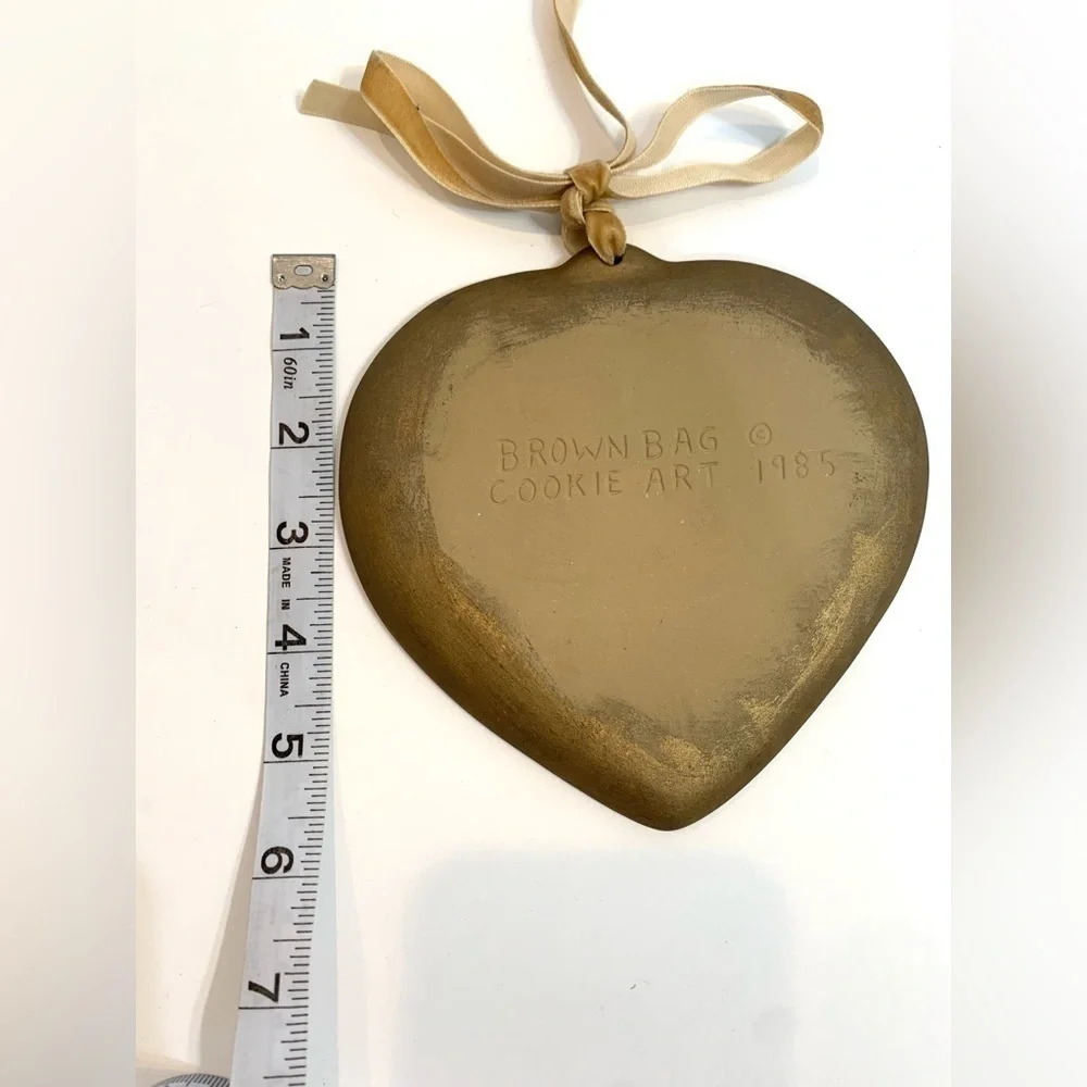 Brown Bag Cookie Art Heart Doves Wedding Flower 1985 Mold Painted